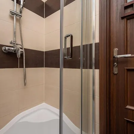 Market Square Corner Kuźnicza By Renters Apartament *